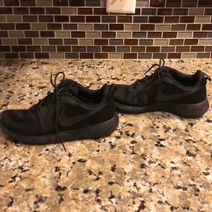 Women’s Nike Roshe Run